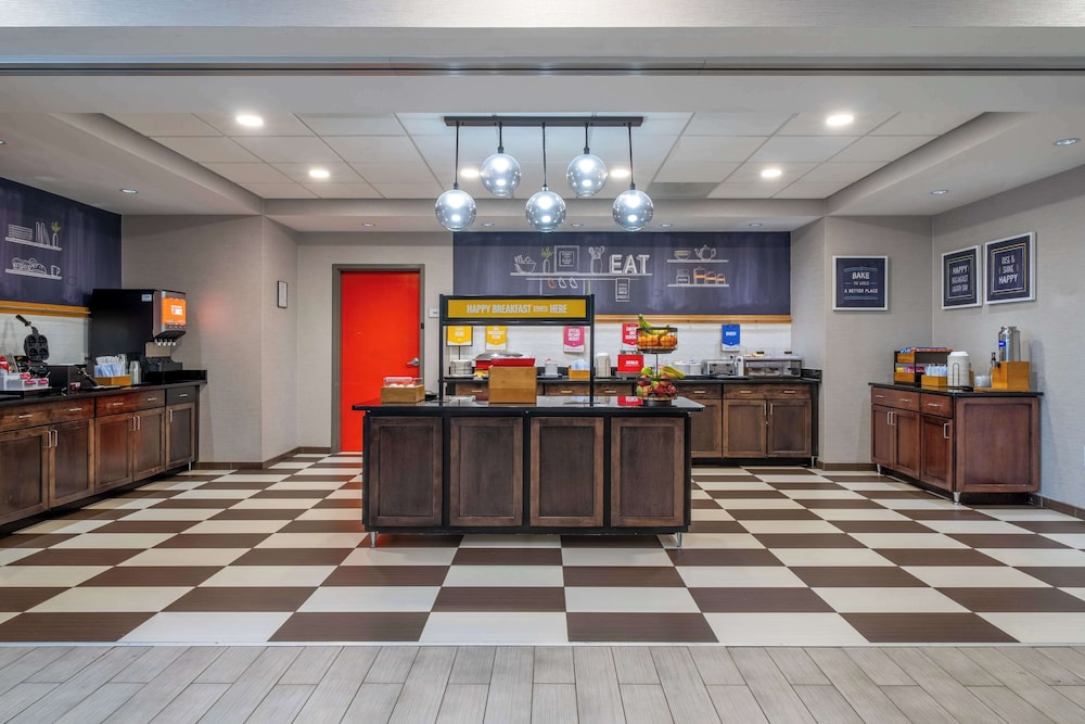 Hampton Inn Dahlgren - photo 47