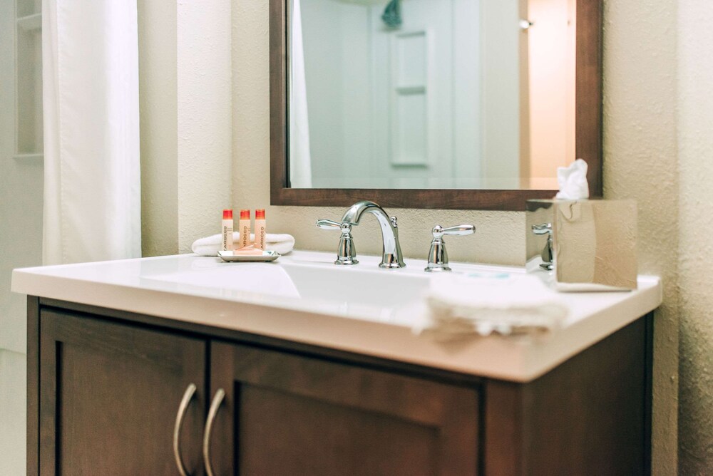 Bigelow Hotel and Residences Ascend Hotel Collection - photo 52