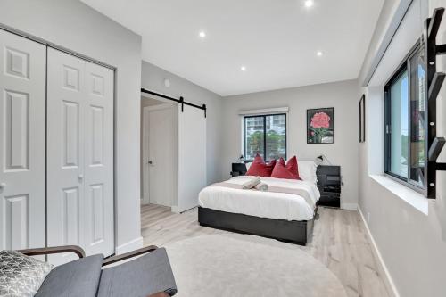 Condo Right off Las Olas Steps to FTL Beach 2A — 4-Star Luxury Hotel in Fort Lauderdale, United States