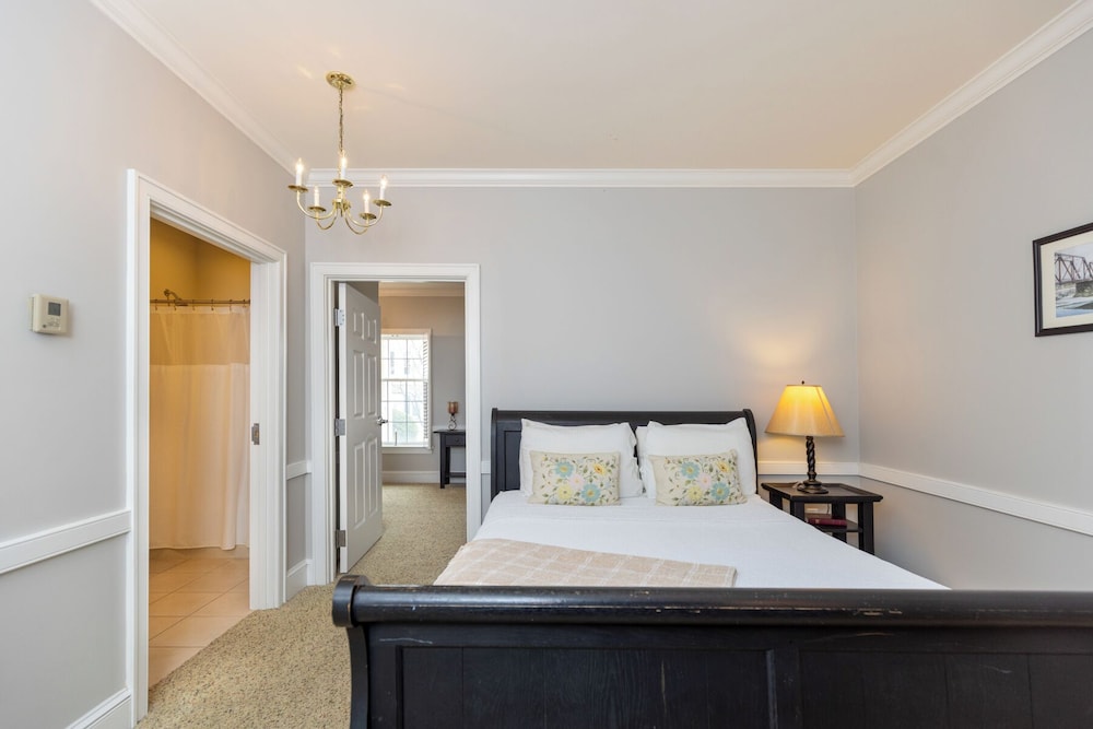 Selinsgrove Inn - photo 49