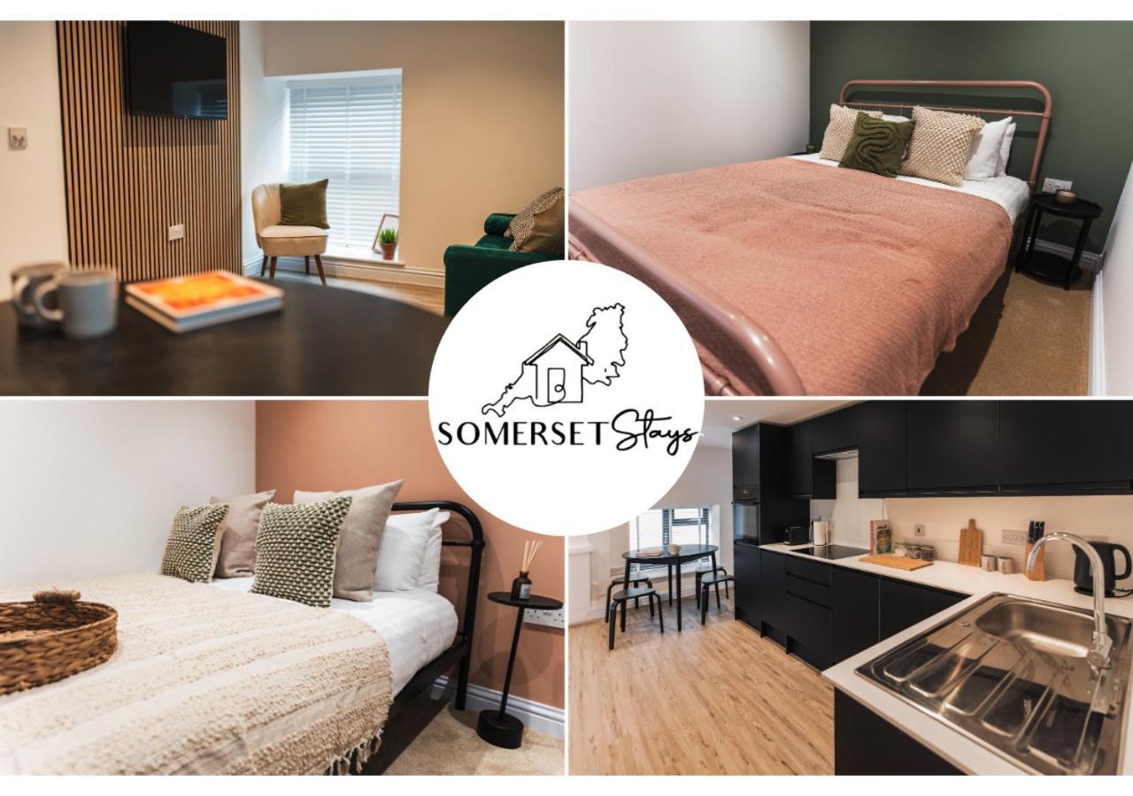 Wych Cottage Striking 2 Bed Parking King Bed First Floor Flat — 4-Star Luxury Hotel in Somerton, United Kingdom