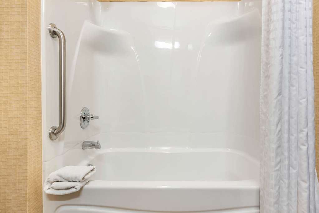 Comfort Suites Elkhart South - photo 20