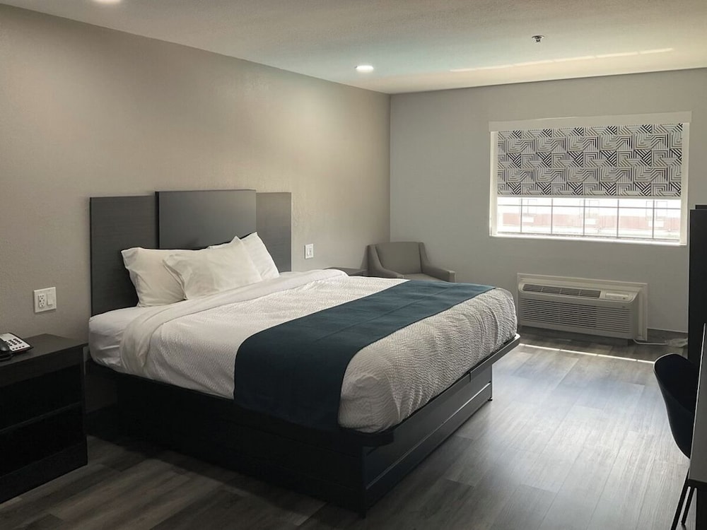 Studio 6 Suites Brenham TX - photo 12