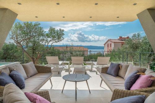 Villa Olive Grove — 5-Star Luxury Hotel in Duce, Croatia