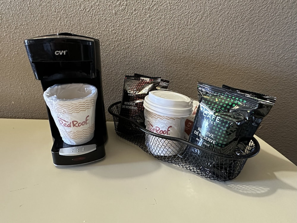 Red Roof Inn & Suites Marysville - photo 21