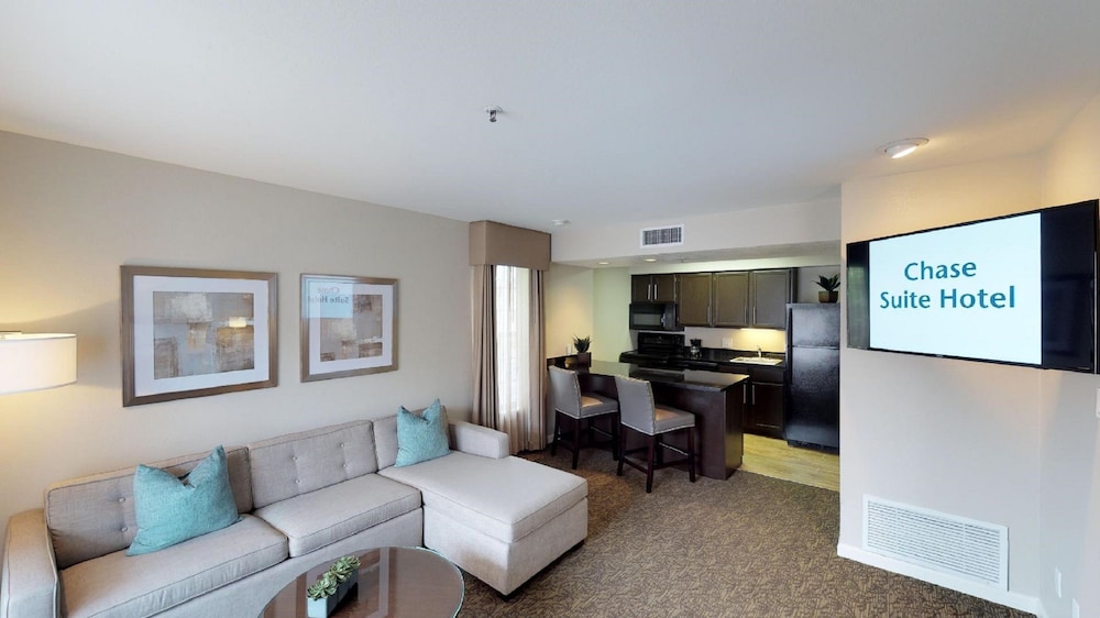 Chase Suites Hotel Brea Fullerton - photo 13