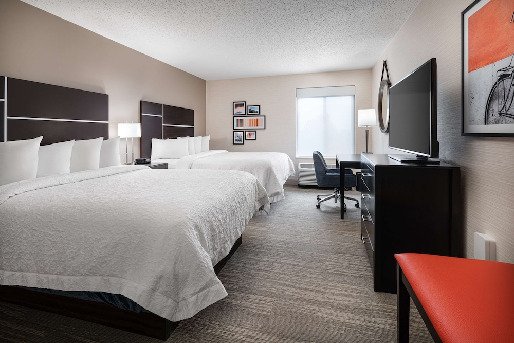 Hampton Inn Loveland - photo 12