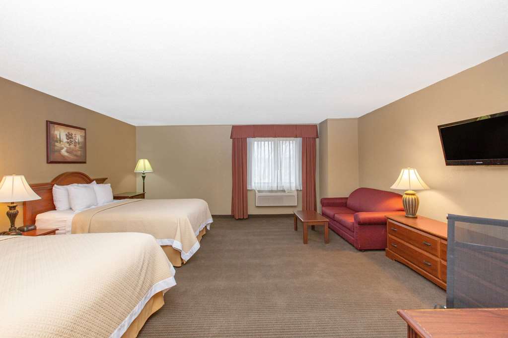 Days Inn by Wyndham Salina I 70 - photo 17
