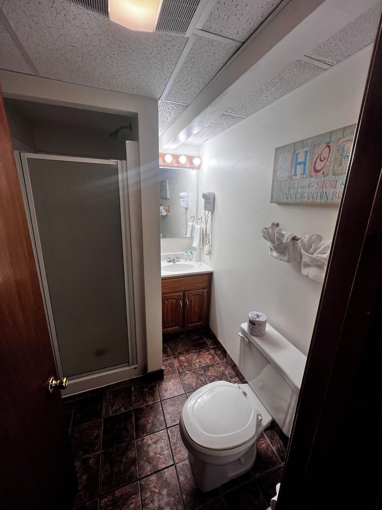 Green Dolphin Motel - photo 61