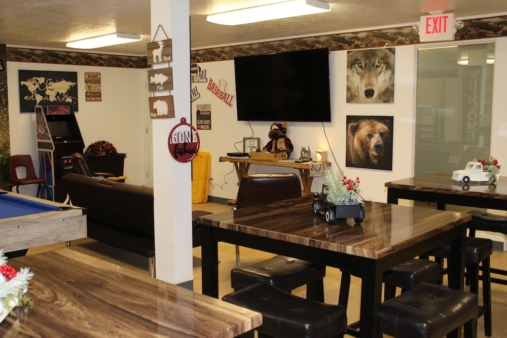 Rodeway Inn Whitehall - photo 104