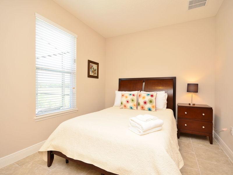 Luxury 7 Bedroom 5.5 Bedroom Vacation Home In Solterra Resort - photo 8