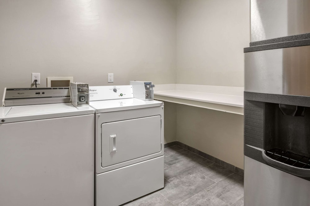Comfort Inn & Suites Beaver Interstate 15 North - photo 39