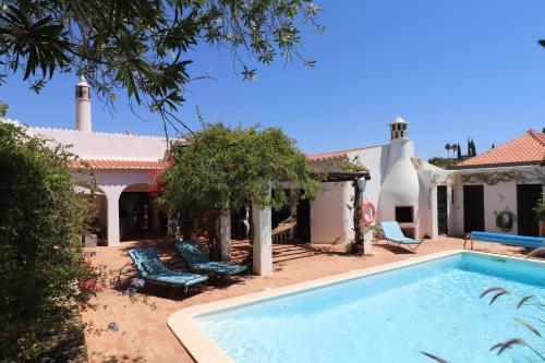 Villa la Perla — 4-Star Luxury Hotel in Carvoeiro, Portugal