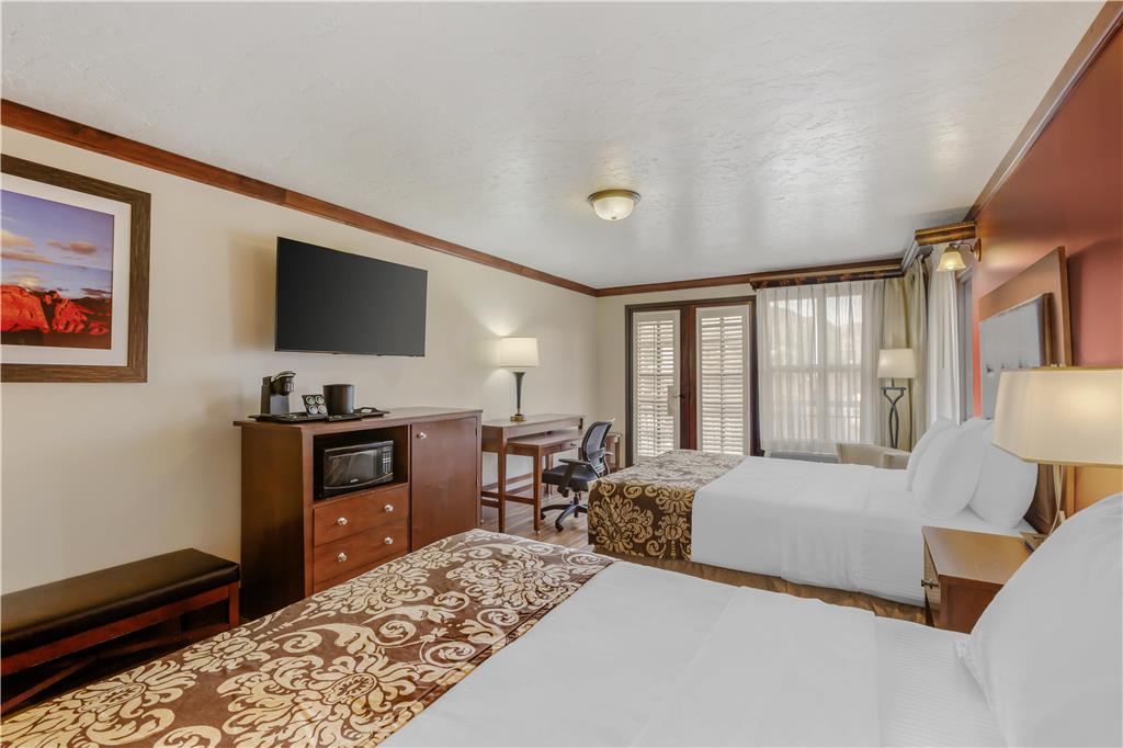 Best Western Plus Greenwell Inn - photo 16