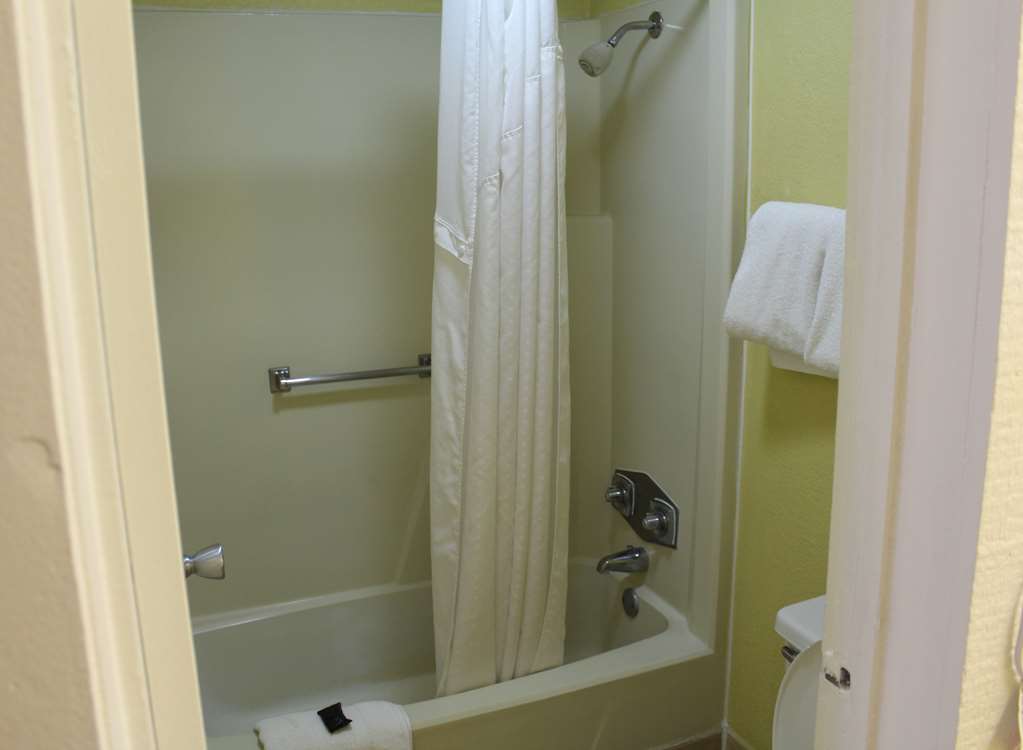 Americas Best Value Inn Conyer - photo 19