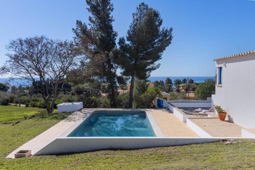 Casa do Barco — 4-Star Luxury Hotel in Luz, Portugal
