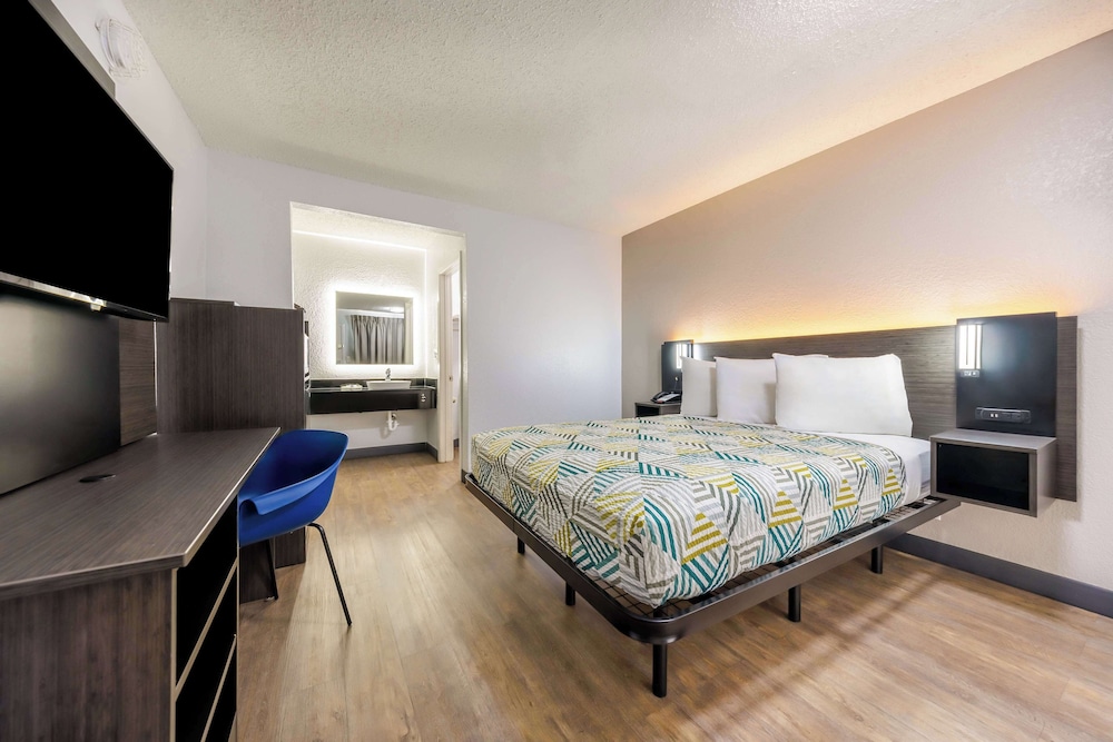 Motel6 Fort Worth TX East - photo 12