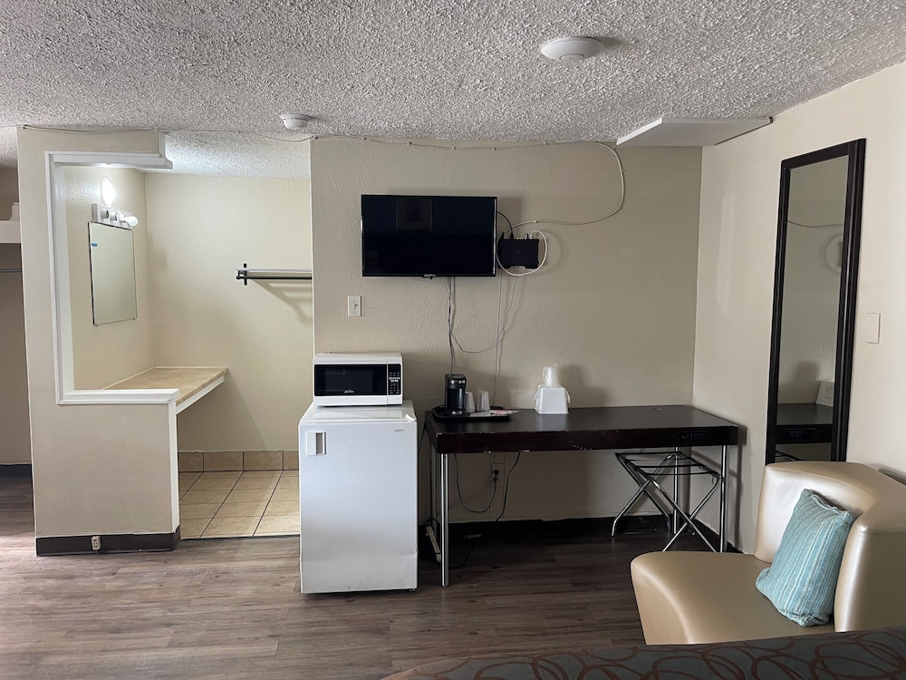 Safari Motel - photo 37