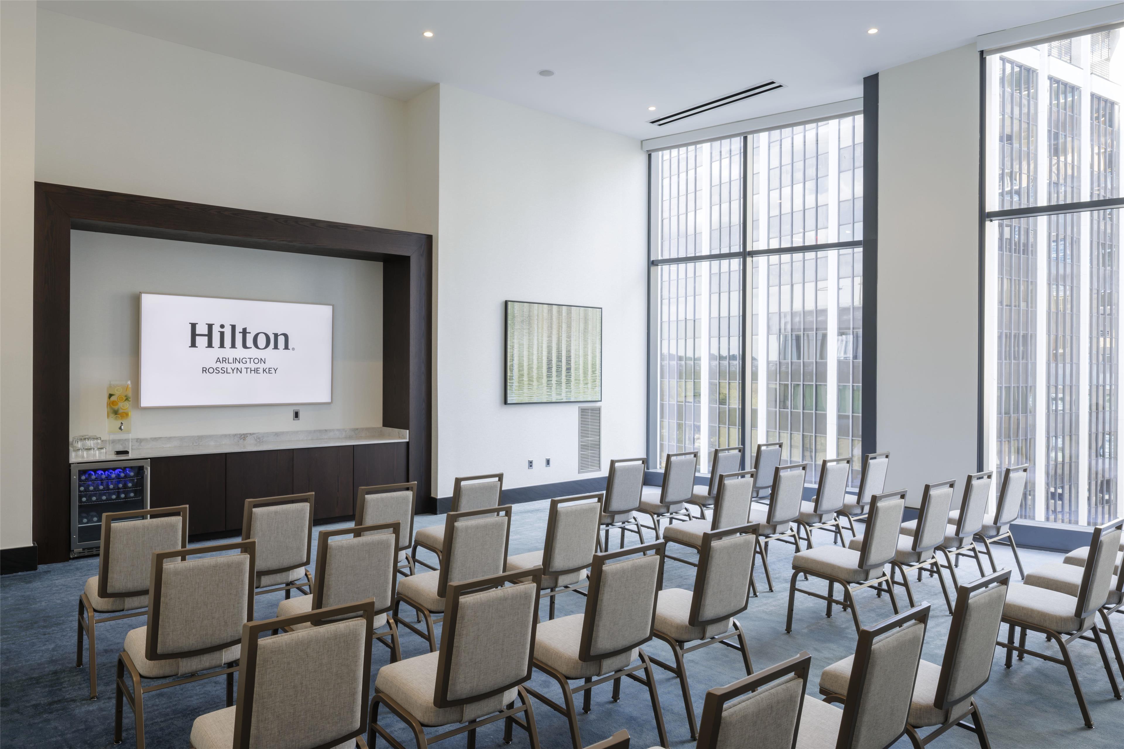 Hilton Arlington Rosslyn The Key - photo 37