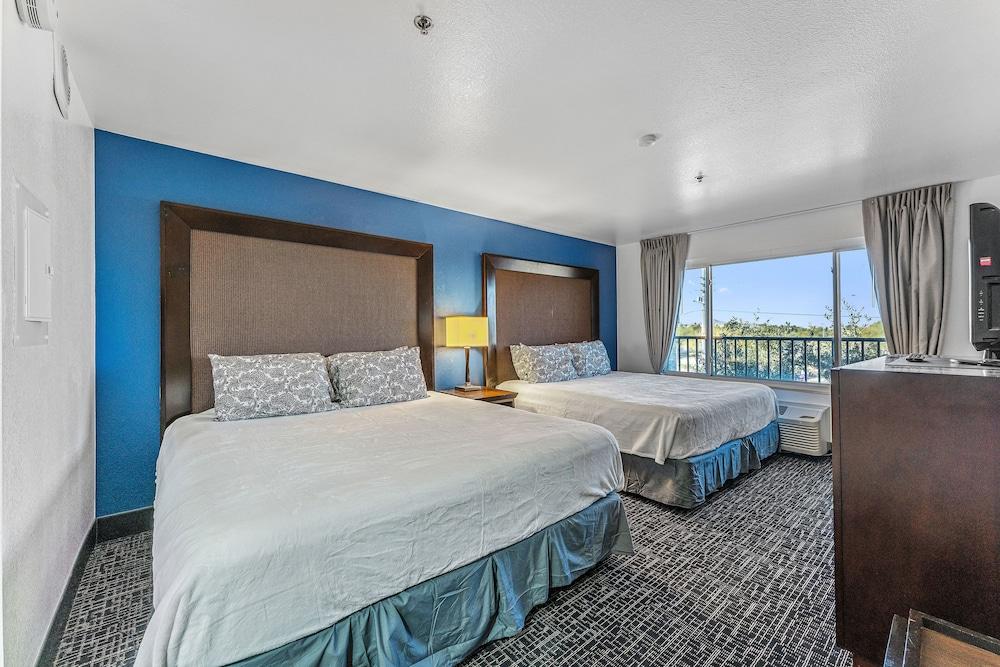 Hawthorn Suites by Wyndham Tempe - photo 14