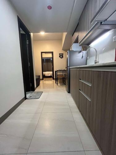 Park McKinley West unit 9Y Tower B — 4-Star Luxury Hotel in Manila, Philippines