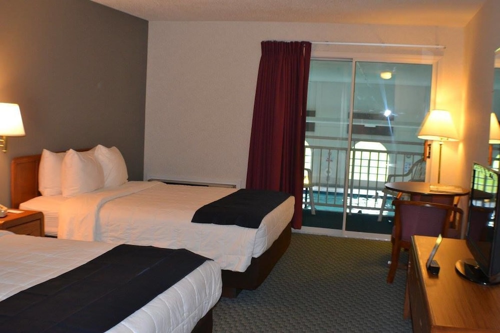 Dunes Express Inn & Suites - photo 15