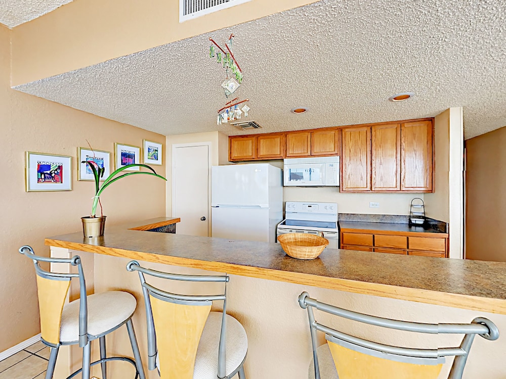Sunchase Iv Resort - photo 4