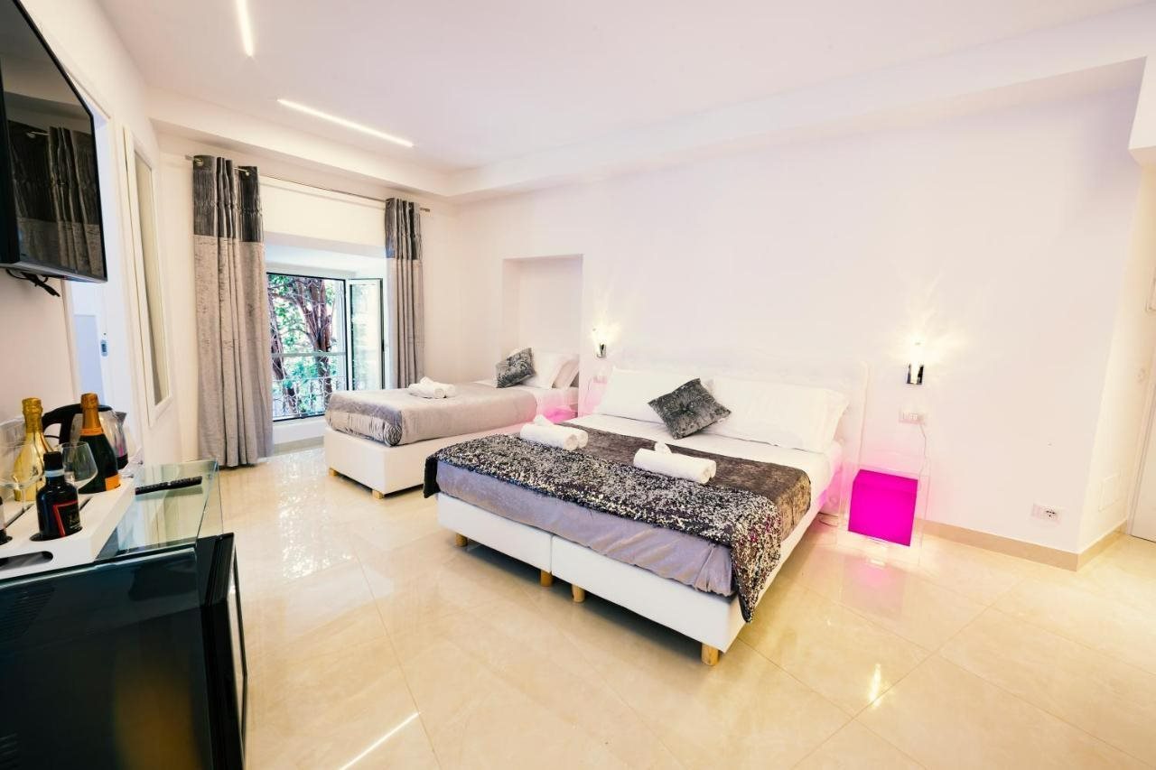 San Pietro Grand Suite — 4-Star Luxury Hotel in Rome, Italy