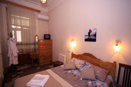 Dali's Royal Apartment