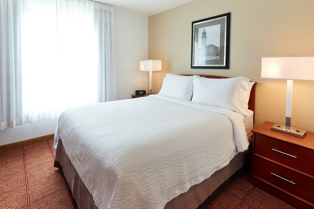 TownePlace Suites by Marriott Minneapolis Downtown NorthLoop - photo 12