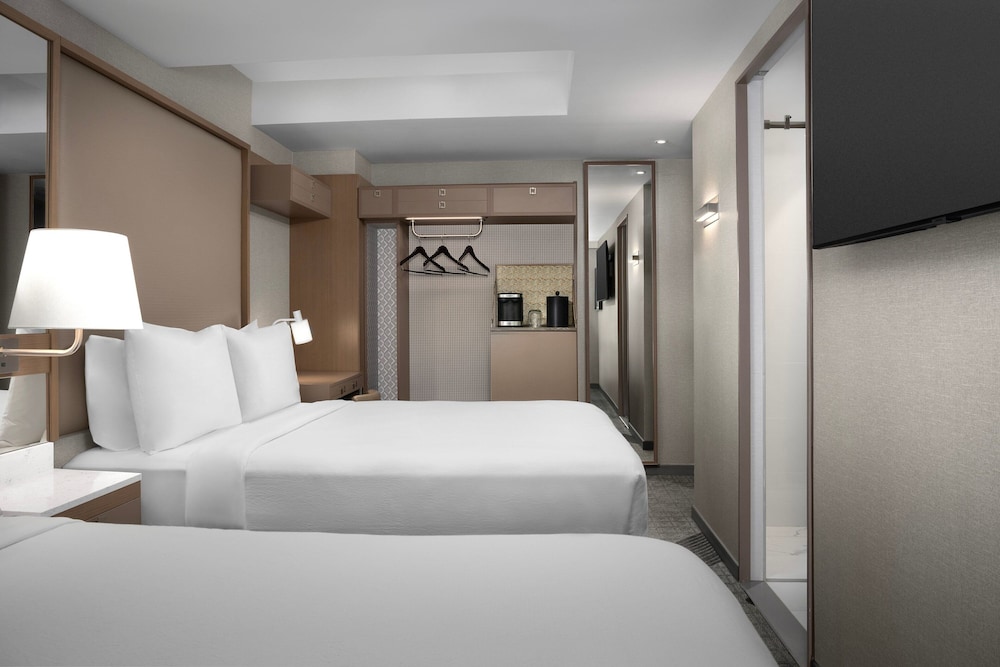SpringHill Suites by Marriott New York Manhattan Times Square - photo 4