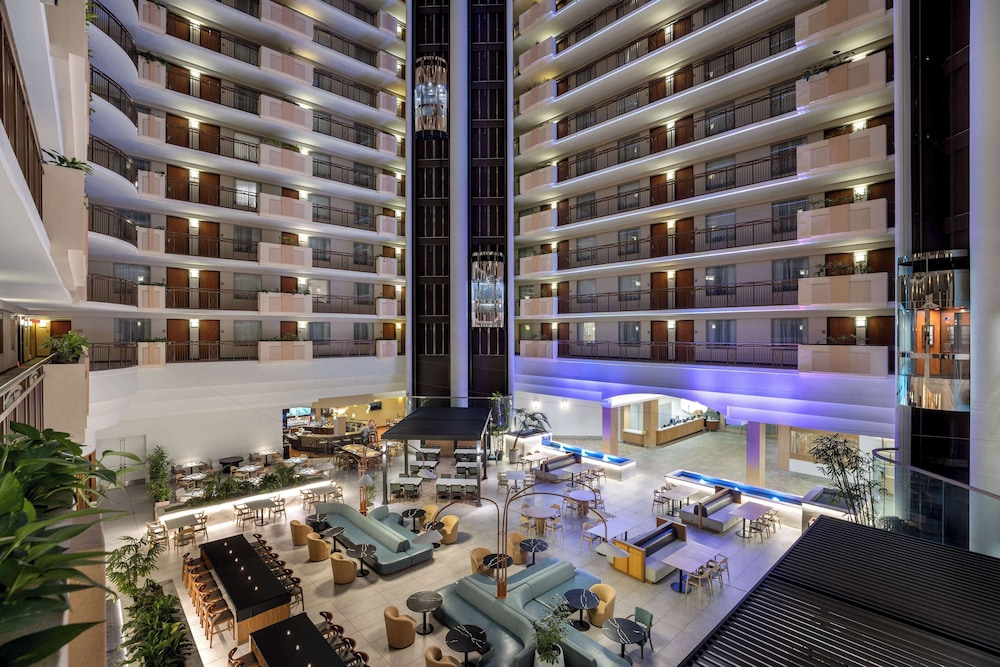 Embassy Suites by Hilton Anaheim South - photo 53