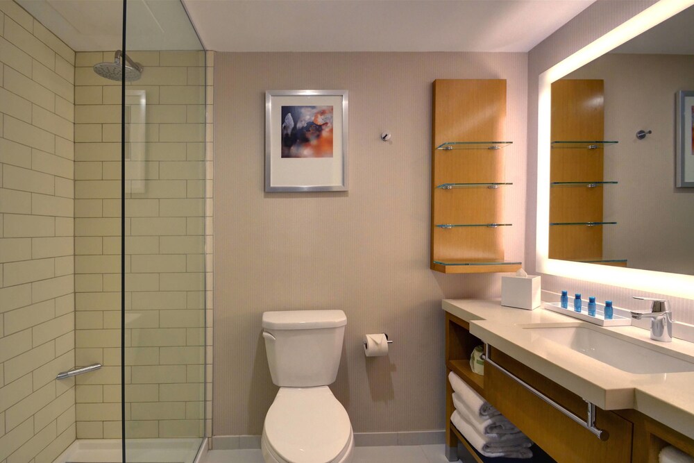 Renaissance Chicago Glenview Suites Hotel - photo 14