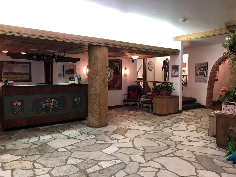 Hotel Gasthof Gramshammer - photo 2
