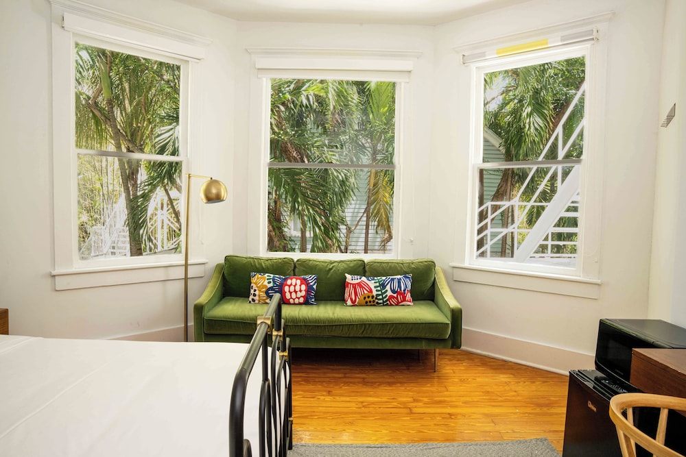 Miami River Inn by Renzzi - photo 31
