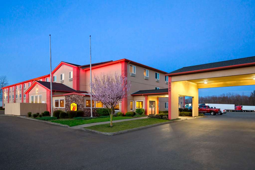 Super 8 by Wyndham Bellingham Airport Ferndale - featured photo