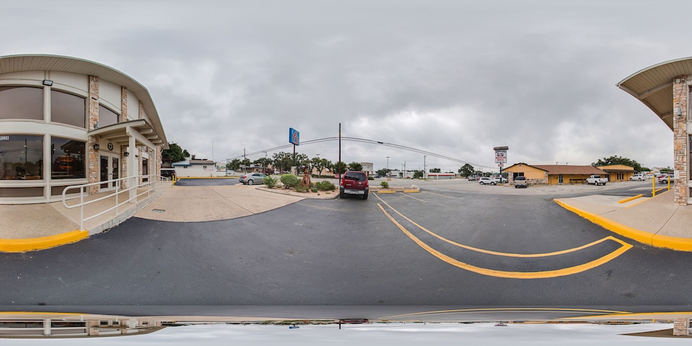 Motel 6 Boerne TX - photo 35