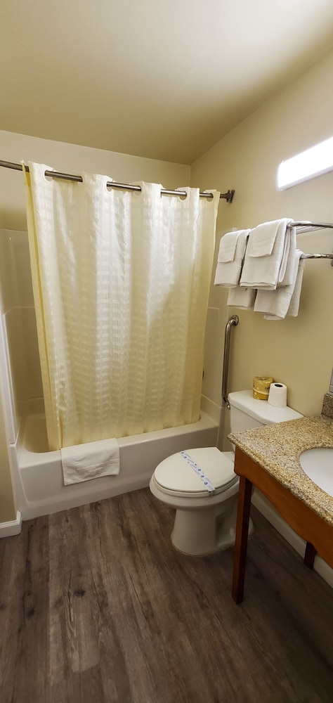 Anaheim National Inn - photo 79