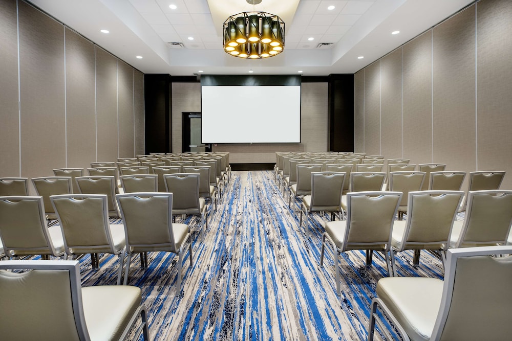 Embassy Suites by Hilton College Station TX - photo 27