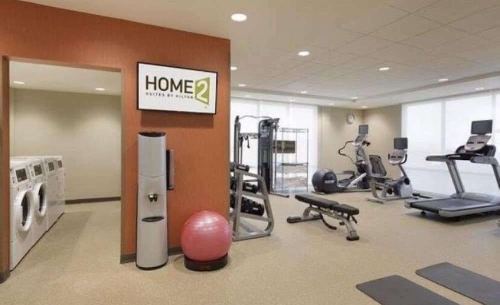 Home2 Suites by Hilton Newark Airport - photo 13
