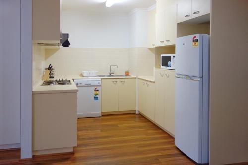 Kingston Comfy Apartment — Kingston — photo 3