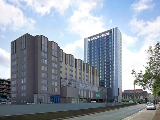 DoubleTree by Hilton Birmingham Snowhill in Birmingham, United Kingdom