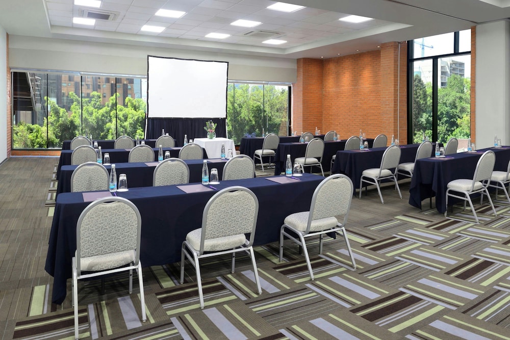 Meeting facility