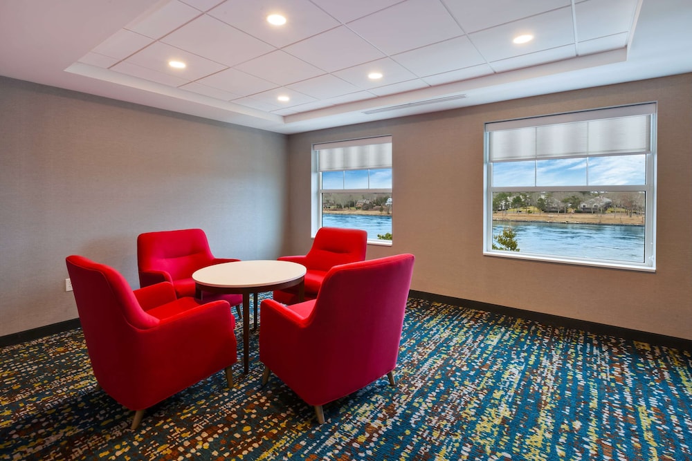 Hampton Inn Cape Cod Canal - photo 2