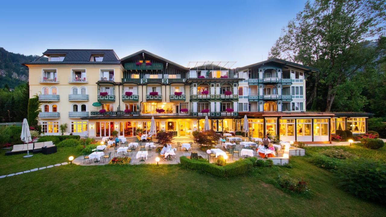 Hotel Hollweger — 4-Star Luxury Hotel in Sankt Gilgen, Austria