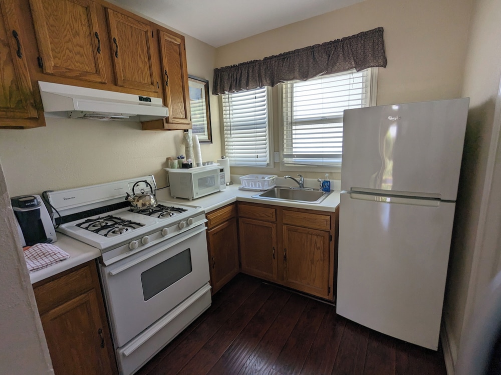 Los Gatos Garden Inn Hotel - photo 40