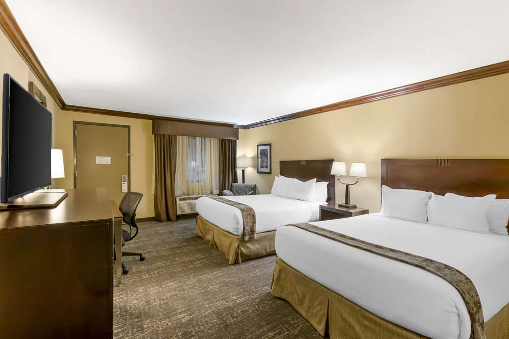 Best Western Plus Raton Hotel - photo 23