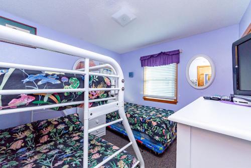 Coleman's Beach Front Inn - photo 30
