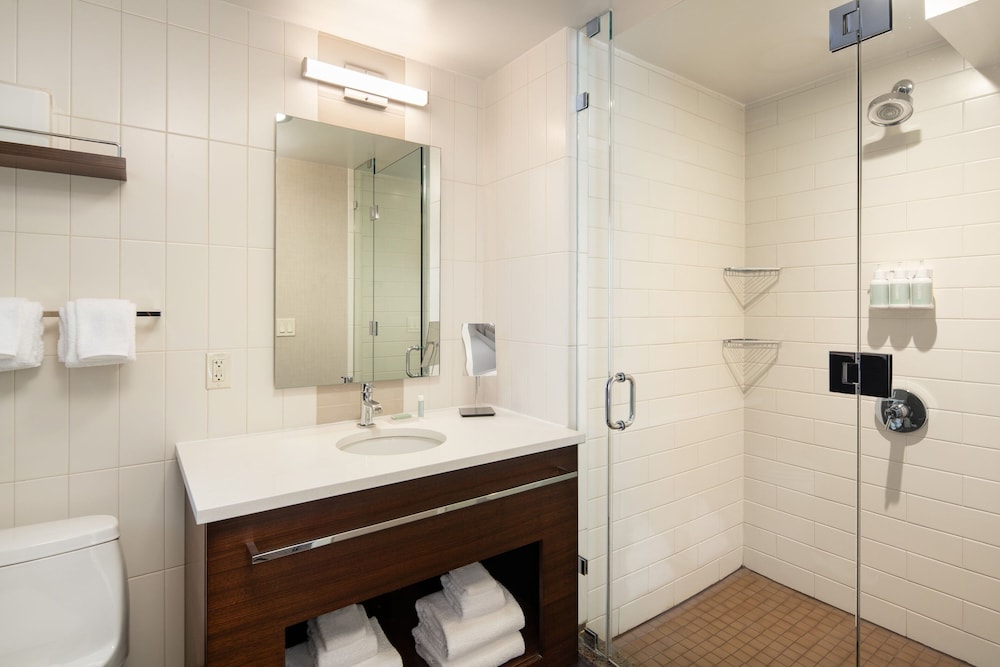 Residence Inn by Marriott New York Manhattan Midtown East - photo 36
