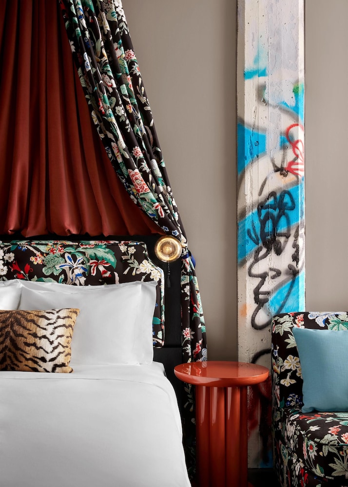 The Radical Asheville Tapestry Collection by Hilton - photo 19